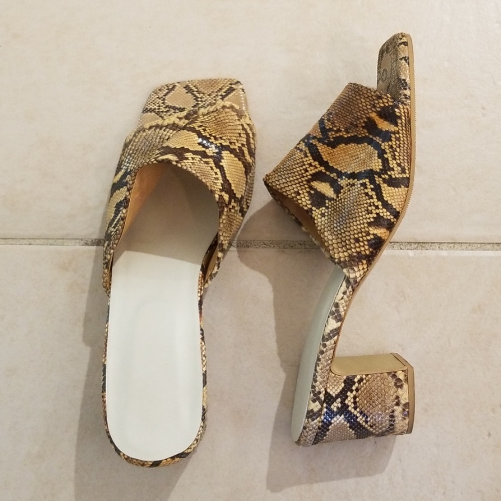 Leather snakeskin sandals